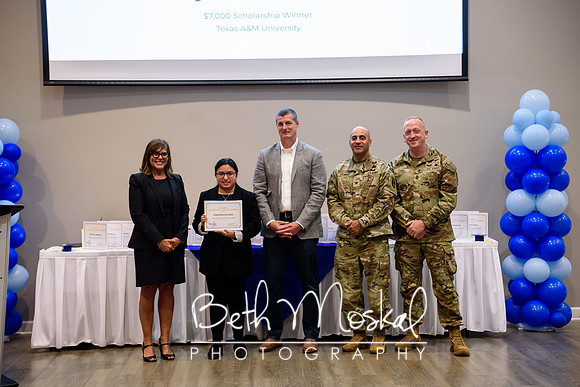 LR_BMP_4482