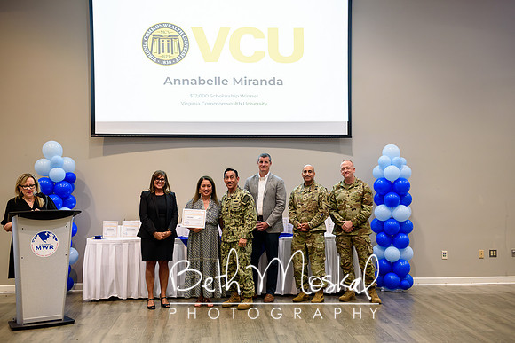 LR_BMP_4554