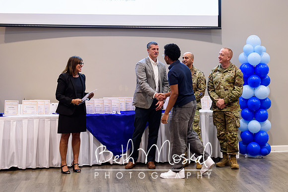 LR_BMP_4560