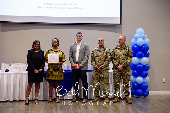 LR_BMP_4579