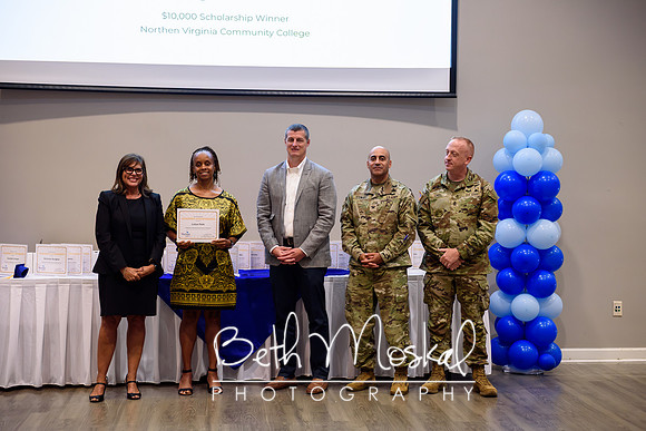LR_BMP_4580