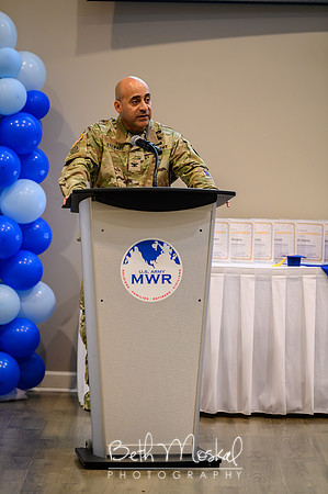 LR_BMP_4989